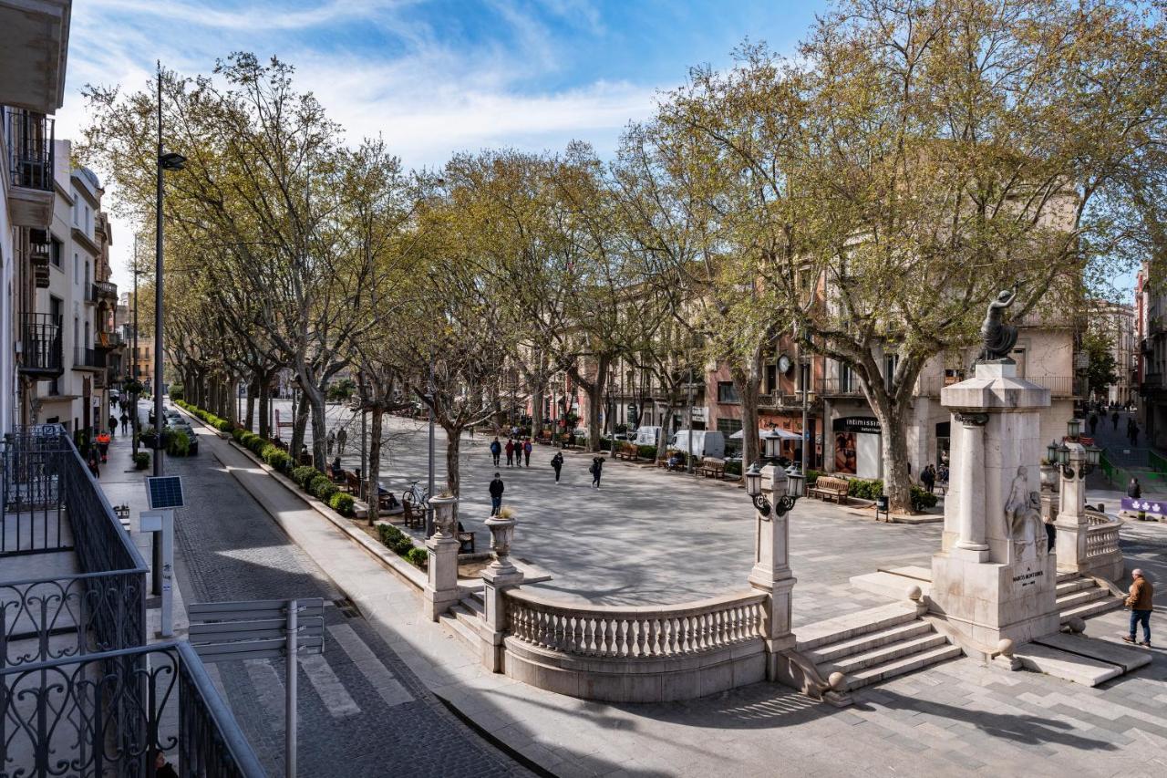 Nc Apartments Rambla 32 Фигерас Екстериор снимка